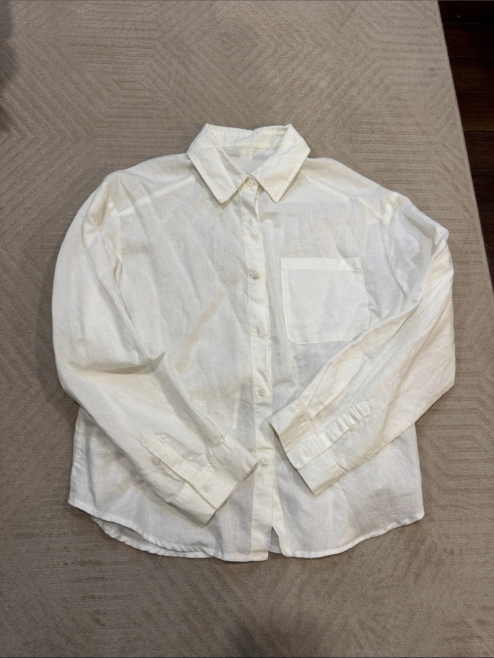 Classic White Linen Button-Up Shirt 
kids 13/14 fits like a small
never worn